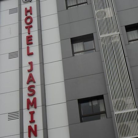 Hotel Jasmine Ahmedabad Buitenkant foto