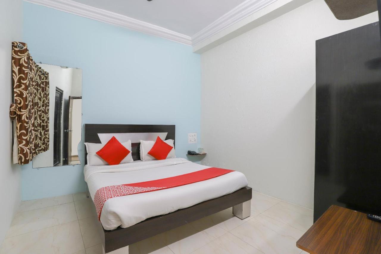 Hotel Jasmine Ahmedabad Buitenkant foto