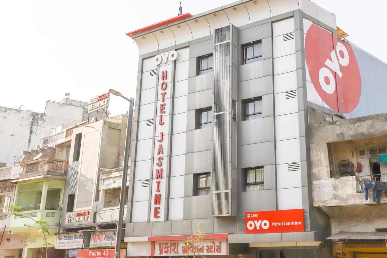 Hotel Jasmine Ahmedabad Buitenkant foto