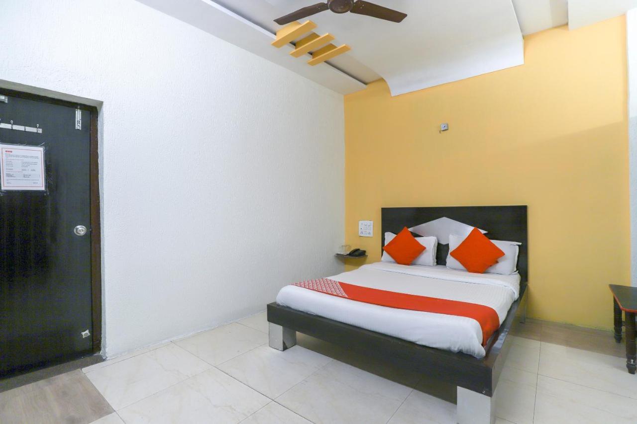 Hotel Jasmine Ahmedabad Buitenkant foto
