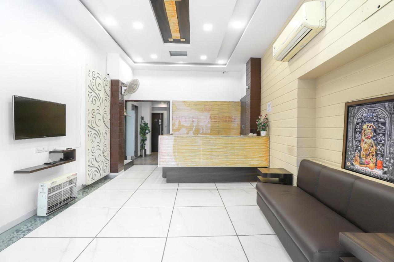 Hotel Jasmine Ahmedabad Buitenkant foto
