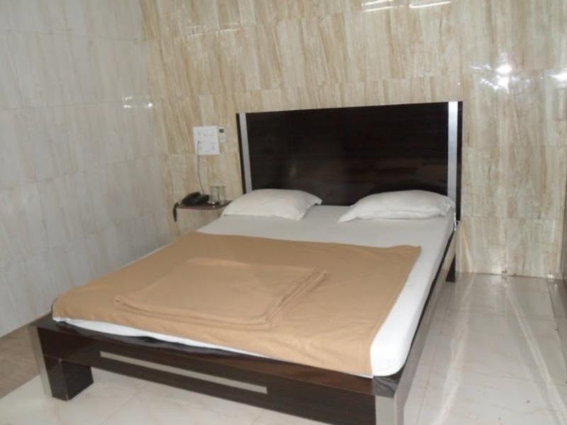 Hotel Jasmine Ahmedabad Buitenkant foto