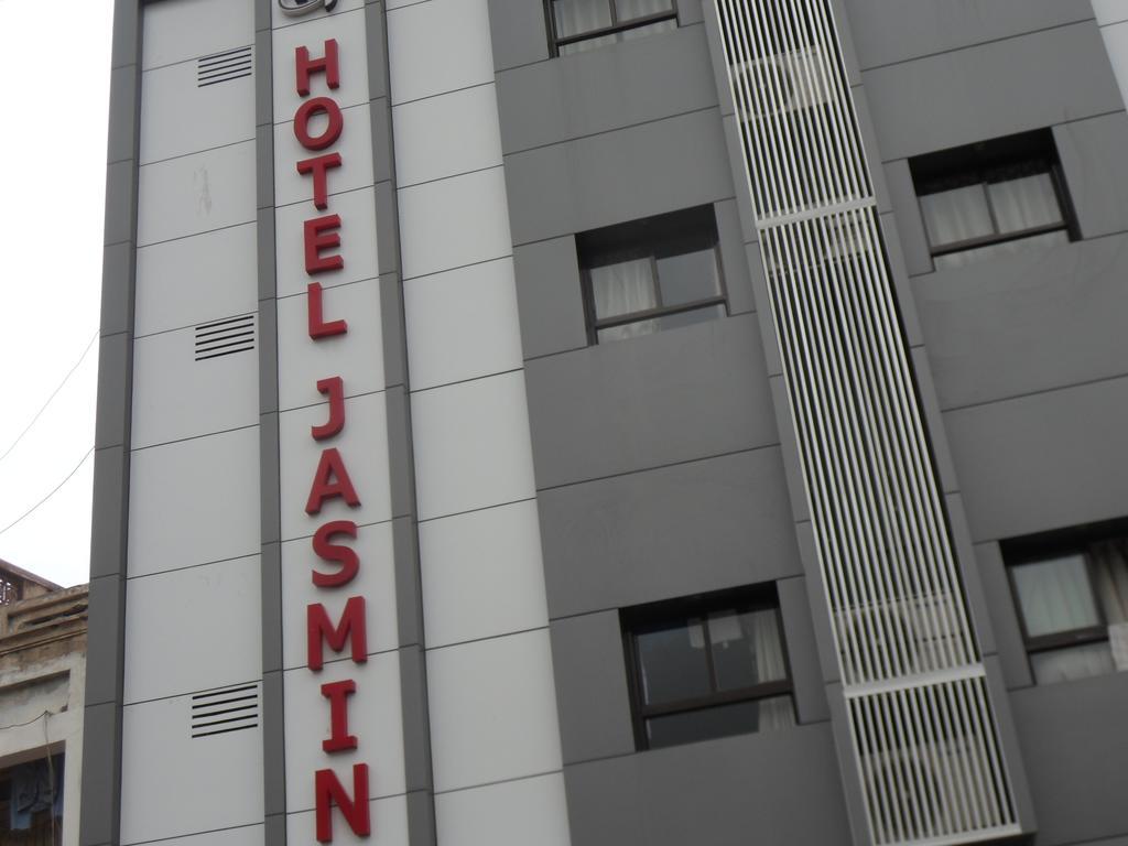 Hotel Jasmine Ahmedabad Buitenkant foto
