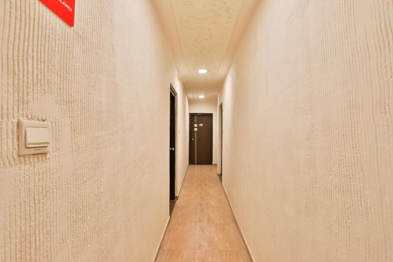 Hotel Jasmine Ahmedabad Buitenkant foto