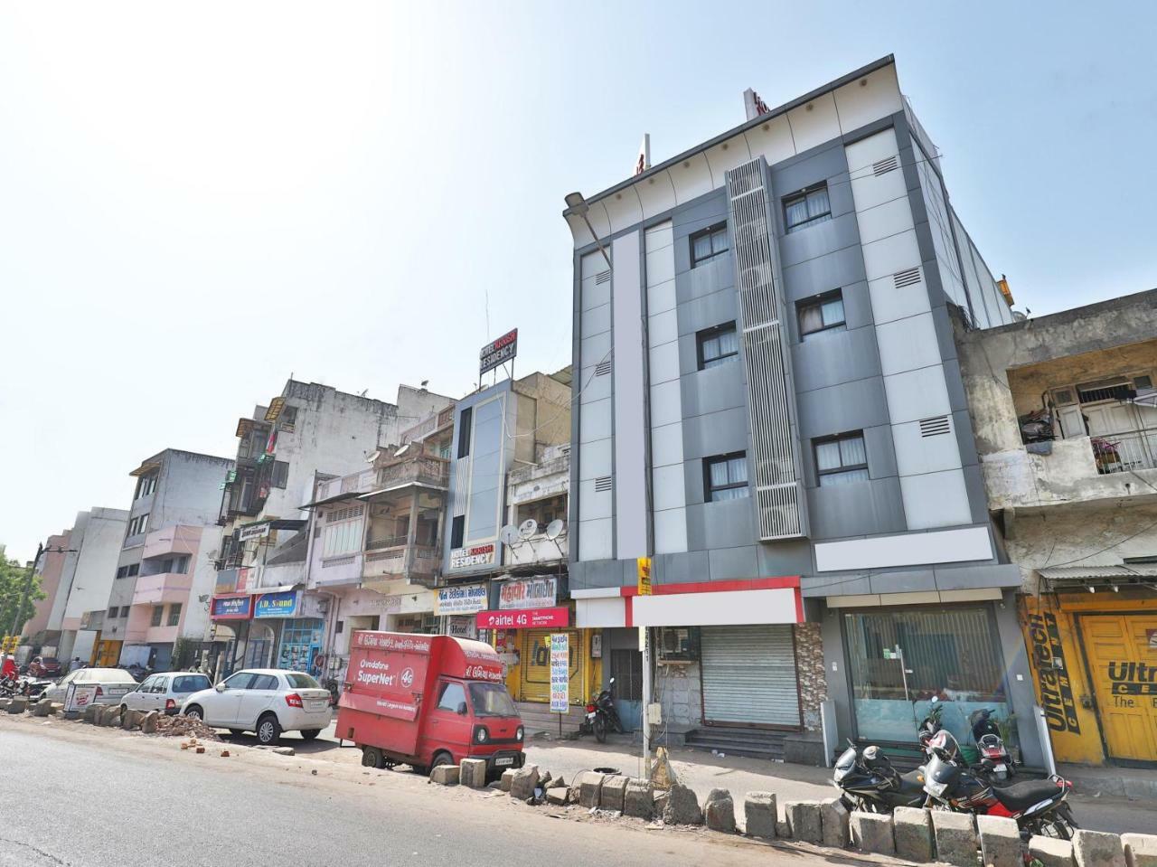 Hotel Jasmine Ahmedabad Buitenkant foto