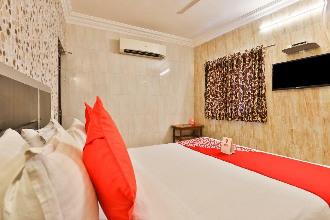 Hotel Jasmine Ahmedabad Buitenkant foto