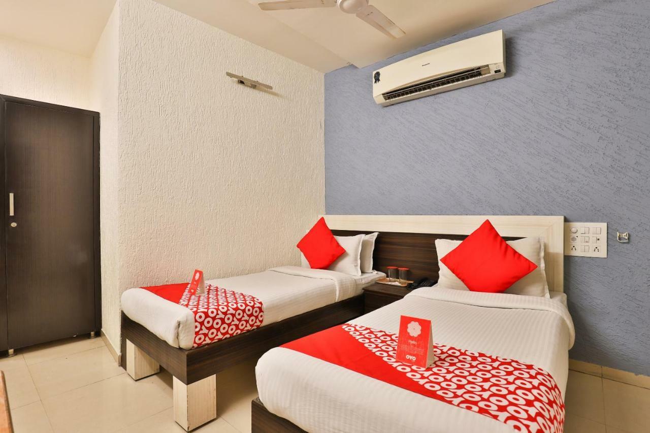 Hotel Jasmine Ahmedabad Buitenkant foto